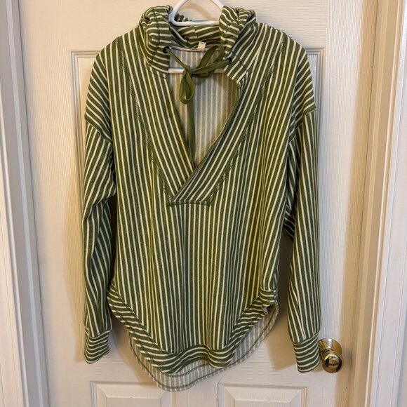 Pilcro Tops - Anthropologie Pilcro Oversized Hooded Sweatshirt, XS